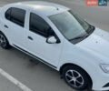 Белый Рено Логан, объемом двигателя 1 л и пробегом 157 тыс. км за 6600 $, фото 8 на Automoto.ua
