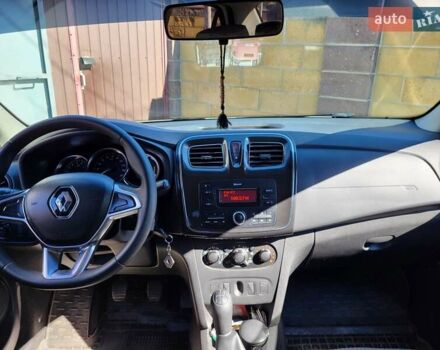 Рено Логан 2019 в Днепре (Днепропетровске) на Automoto.ua Белый Рено Логан, объемом двигателя 1 л и пробегом 114 тыс. км за 7800 $, фото 1 на Automoto.ua
