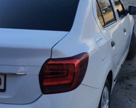 Белый Рено Логан, объемом двигателя 1.5 л и пробегом 140 тыс. км за 6700 $, фото 2 на Automoto.ua