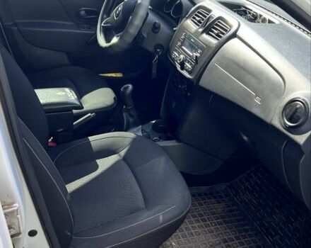 Белый Рено Логан, объемом двигателя 1.5 л и пробегом 140 тыс. км за 6700 $, фото 11 на Automoto.ua