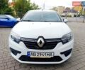 Белый Рено Логан, объемом двигателя 1 л и пробегом 130 тыс. км за 5750 $, фото 2 на Automoto.ua