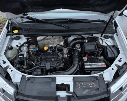 Білий Рено Логан, об'ємом двигуна 1 л та пробігом 130 тис. км за 4899 $, фото 14 на Automoto.ua