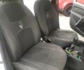 Белый Рено Логан, объемом двигателя 1 л и пробегом 263 тыс. км за 5067 $, фото 9 на Automoto.ua