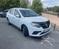 Белый Рено Логан, объемом двигателя 1 л и пробегом 1 тыс. км за 5700 $, фото 4 на Automoto.ua