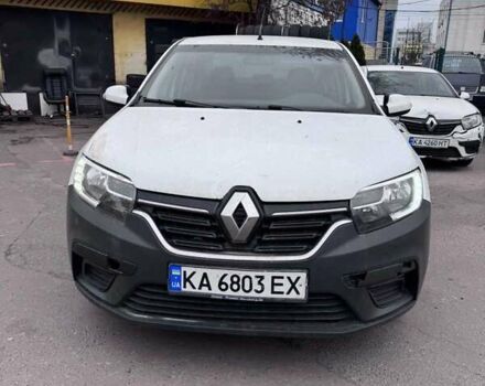 Белый Рено Логан, объемом двигателя 1 л и пробегом 249 тыс. км за 3400 $, фото 3 на Automoto.ua