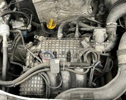 Білий Рено Логан, об'ємом двигуна 1 л та пробігом 394 тис. км за 3400 $, фото 1 на Automoto.ua