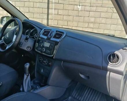 Білий Рено Логан, об'ємом двигуна 1 л та пробігом 190 тис. км за 4300 $, фото 8 на Automoto.ua