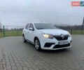 Белый Рено Логан, объемом двигателя 1 л и пробегом 280 тыс. км за 4999 $, фото 1 на Automoto.ua