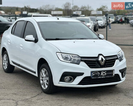 Белый Рено Логан, объемом двигателя 1.46 л и пробегом 102 тыс. км за 8400 $, фото 3 на Automoto.ua