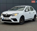 Білий Рено Логан, об'ємом двигуна 1 л та пробігом 190 тис. км за 3700 $, фото 1 на Automoto.ua