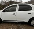 Белый Рено Логан, объемом двигателя 1 л и пробегом 55 тыс. км за 8000 $, фото 4 на Automoto.ua