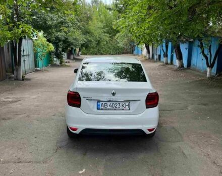 Белый Рено Логан, объемом двигателя 1 л и пробегом 87 тыс. км за 5100 $, фото 3 на Automoto.ua
