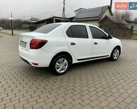 Белый Рено Логан, объемом двигателя 1 л и пробегом 280 тыс. км за 4999 $, фото 7 на Automoto.ua