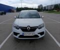 Белый Рено Логан, объемом двигателя 1 л и пробегом 213 тыс. км за 4600 $, фото 1 на Automoto.ua