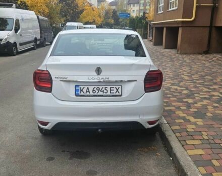 Белый Рено Логан, объемом двигателя 1 л и пробегом 240 тыс. км за 3999 $, фото 5 на Automoto.ua