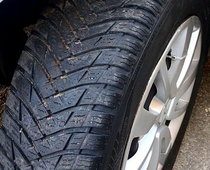 Белый Рено Логан, объемом двигателя 1.5 л и пробегом 140 тыс. км за 6700 $, фото 10 на Automoto.ua