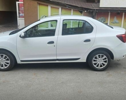 Белый Рено Логан, объемом двигателя 1 л и пробегом 240 тыс. км за 3999 $, фото 3 на Automoto.ua