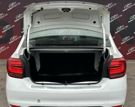 Белый Рено Логан, объемом двигателя 1 л и пробегом 194 тыс. км за 5500 $, фото 9 на Automoto.ua