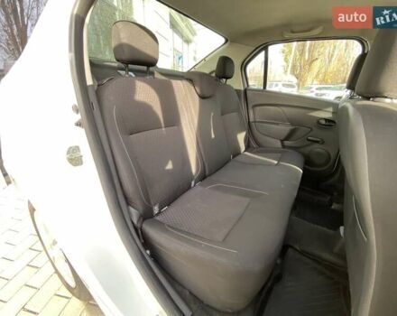 Белый Рено Логан, объемом двигателя 1 л и пробегом 159 тыс. км за 5500 $, фото 7 на Automoto.ua