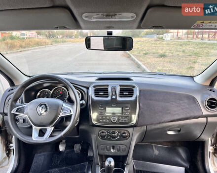 Білий Рено Логан, об'ємом двигуна 1 л та пробігом 255 тис. км за 4200 $, фото 4 на Automoto.ua