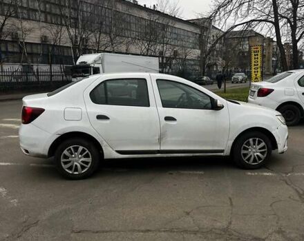 Белый Рено Логан, объемом двигателя 0.9 л и пробегом 383 тыс. км за 3400 $, фото 4 на Automoto.ua