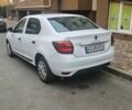 Белый Рено Логан, объемом двигателя 1 л и пробегом 240 тыс. км за 3999 $, фото 2 на Automoto.ua
