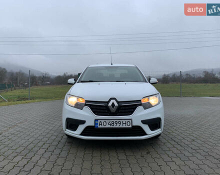 Белый Рено Логан, объемом двигателя 1 л и пробегом 280 тыс. км за 4999 $, фото 1 на Automoto.ua