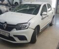 Белый Рено Логан, объемом двигателя 1 л и пробегом 88 тыс. км за 3500 $, фото 5 на Automoto.ua
