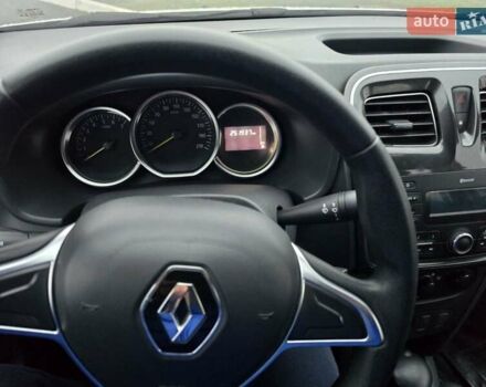 Белый Рено Логан, объемом двигателя 1 л и пробегом 252 тыс. км за 3800 $, фото 6 на Automoto.ua