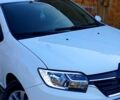 Белый Рено Логан, объемом двигателя 1.5 л и пробегом 140 тыс. км за 6700 $, фото 1 на Automoto.ua