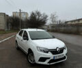 Белый Рено Логан, объемом двигателя 1 л и пробегом 135 тыс. км за 5500 $, фото 1 на Automoto.ua