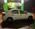 Белый Рено Логан, объемом двигателя 1 л и пробегом 196 тыс. км за 5000 $, фото 4 на Automoto.ua
