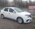 Белый Рено Логан, объемом двигателя 1 л и пробегом 55 тыс. км за 7900 $, фото 1 на Automoto.ua