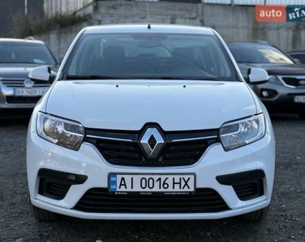 Рено Логан 2019 у Хмельницькому на Automoto.ua Білий Рено Логан, об'ємом двигуна 0.9 л та пробігом 86 тис. км за 5999 $, фото 1 на Automoto.ua