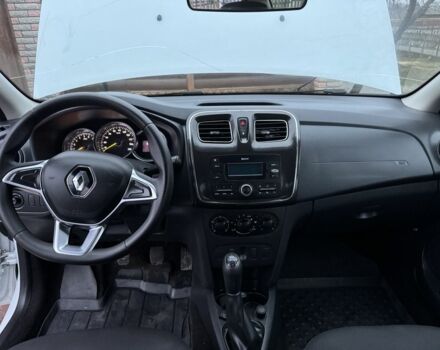 Білий Рено Логан, об'ємом двигуна 1 л та пробігом 130 тис. км за 4899 $, фото 10 на Automoto.ua