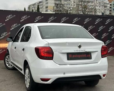 Белый Рено Логан, объемом двигателя 1 л и пробегом 194 тыс. км за 5500 $, фото 7 на Automoto.ua