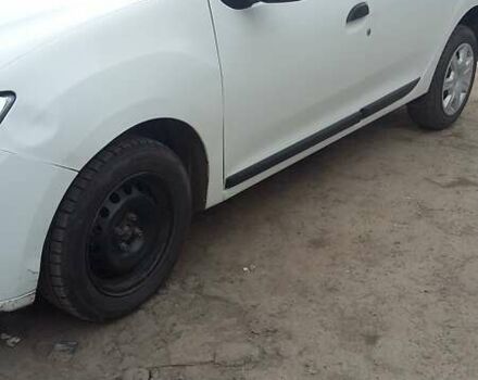 Белый Рено Логан, объемом двигателя 1 л и пробегом 162 тыс. км за 5500 $, фото 2 на Automoto.ua