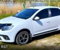 Белый Рено Логан, объемом двигателя 0.9 л и пробегом 84 тыс. км за 9700 $, фото 4 на Automoto.ua