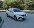 Белый Рено Логан, объемом двигателя 1 л и пробегом 113 тыс. км за 7200 $, фото 1 на Automoto.ua