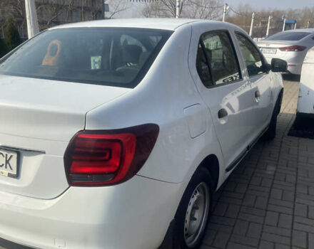 Белый Рено Логан, объемом двигателя 1 л и пробегом 180 тыс. км за 4800 $, фото 2 на Automoto.ua