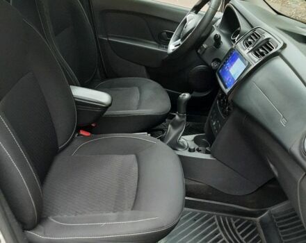 Белый Рено Логан, объемом двигателя 1 л и пробегом 140 тыс. км за 6200 $, фото 5 на Automoto.ua