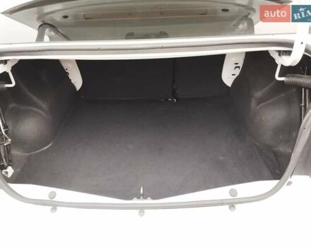 Білий Рено Логан, об'ємом двигуна 1.46 л та пробігом 124 тис. км за 8499 $, фото 25 на Automoto.ua