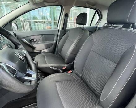 Білий Рено Логан, об'ємом двигуна 1 л та пробігом 103 тис. км за 7113 $, фото 15 на Automoto.ua