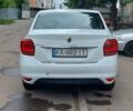 Белый Рено Логан, объемом двигателя 1 л и пробегом 194 тыс. км за 5100 $, фото 3 на Automoto.ua