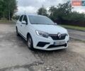 Білий Рено Логан, об'ємом двигуна 1 л та пробігом 302 тис. км за 3500 $, фото 1 на Automoto.ua
