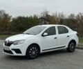 Белый Рено Логан, объемом двигателя 1 л и пробегом 242 тыс. км за 4500 $, фото 1 на Automoto.ua