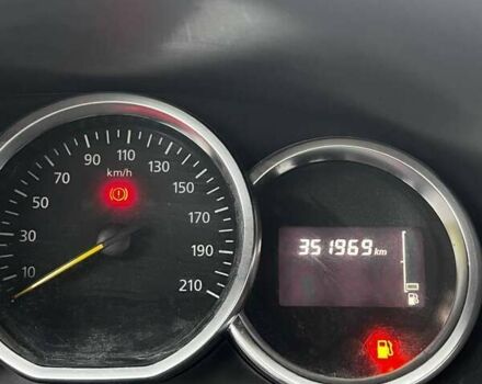 Белый Рено Логан, объемом двигателя 0.9 л и пробегом 352 тыс. км за 3400 $, фото 5 на Automoto.ua