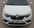 Белый Рено Логан, объемом двигателя 1 л и пробегом 166 тыс. км за 5900 $, фото 1 на Automoto.ua