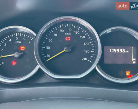 Белый Рено Логан, объемом двигателя 1 л и пробегом 176 тыс. км за 6200 $, фото 8 на Automoto.ua