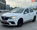 Белый Рено Логан, объемом двигателя 1 л и пробегом 167 тыс. км за 4490 $, фото 1 на Automoto.ua